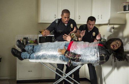 Let´s Be Cops blu-ray anmeldelse Let´s Be Cops blu-ray anmeldelse
